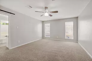 2 Muskmallow Ct, The Woodlands, TX 77380 - Photo 26