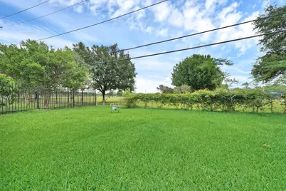 9953 Mango St, Houston, TX 77075 - Photo 20