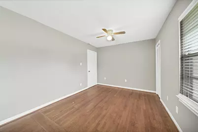 9953 Mango St, Houston, TX 77075 - Photo 22