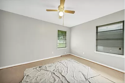 9953 Mango St, Houston, TX 77075 - Photo 12