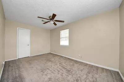 5018 Northridge Drive, Houston, TX 77033 - Photo 6