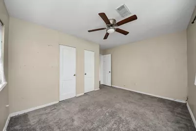 5018 Northridge Drive, Houston, TX 77033 - Photo 18