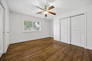 5019 Kinglet St, Houston, TX 77035 - Photo 16