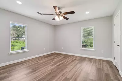 16820 Laurelwood Drive, Channelview, TX 77530 - Photo 24