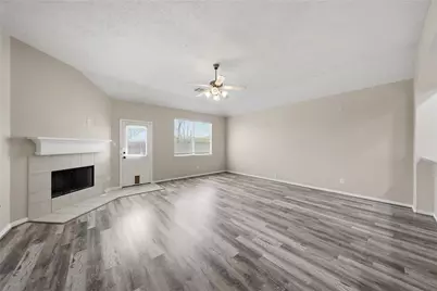 24503 Lakecrest Bend Drive, Katy, TX 77493 - Photo 14