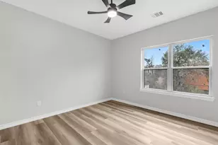 1317 W Bell St, Houston, TX 77019 - Photo 38