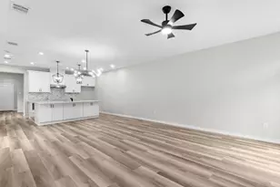 1317 W Bell St, Houston, TX 77019 - Photo 14