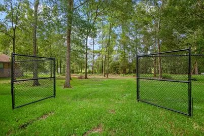 611 Parthenon Place, New Caney, TX 77357 - Photo 2