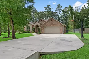 611 Parthenon Pl, New Caney, TX 77357 - Photo 4