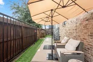 1041 W 17th St, Houston, TX 77008 - Photo 4