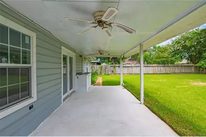 1925 14th Avenue N, Texas City, TX 77590 - Photo 16