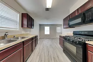 16326 Royal Fort Ln, Houston, TX 77073 - Photo 6