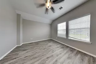 16326 Royal Fort Ln, Houston, TX 77073 - Photo 8