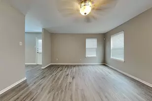 16326 Royal Fort Ln, Houston, TX 77073 - Photo 2