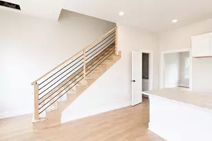 9011 Surry St, Houston, TX 77028 - Photo 6
