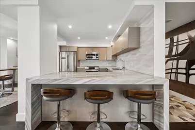 14 Greenway Plaza #10P, Houston, TX 77046 - Photo 2