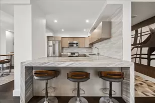 14 Greenway Plz, Houston, TX 77046 - Photo 2