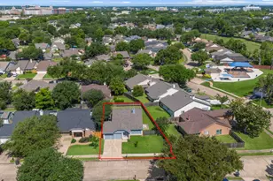 2210 Trail W St, Sugar Land, TX 77478 - Photo 36