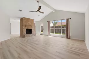 2210 Trail W St, Sugar Land, TX 77478 - Photo 2