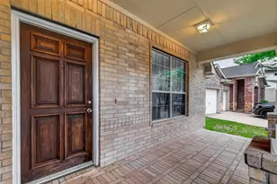 407 Abbey Ln, League City, TX 77573 - Photo 2