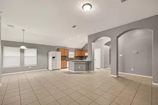 407 Abbey Ln, League City, TX 77573 - Photo 6