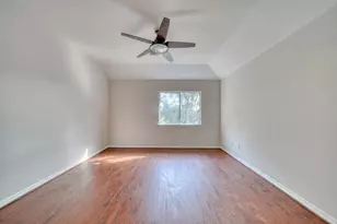 9606 Oakland Lake Way, Missouri City, TX 77459 - Photo 38