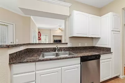1330 Old Spanish Trail #2114, Houston, TX 77054 - Photo 12