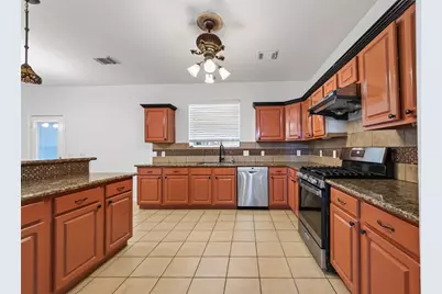 12214 Doe Meadow Drive, Stafford, TX 77477 - Photo 10