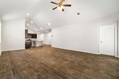 11722 Bari Reef Lane, Conroe, TX 77304 - Photo 14