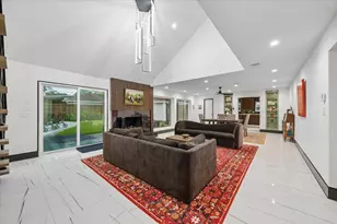 14919 Woodthorpe Ln, Houston, TX 77079 - Photo 22