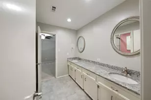 14907 Kimberley Ln, Houston, TX 77079 - Photo 32
