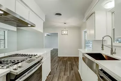4134 Hill Oak Drive, Houston, TX 77092 - Photo 6