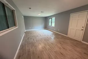 222 E John Alber Rd, Houston, TX 77037 - Photo 6