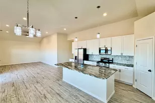 18 Edgewater, Bayou Vista, TX 77563 - Photo 8