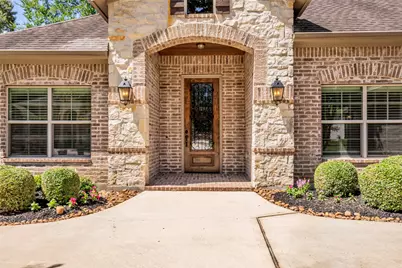 118 Pine Bluff Drive, Montgomery, TX 77356 - Photo 4