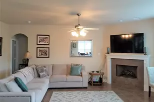 2566 Riverway Dr, Conroe, TX 77304 - Photo 4