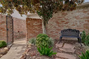 5038 Autumn Forest Dr, Houston, TX 77091 - Photo 2