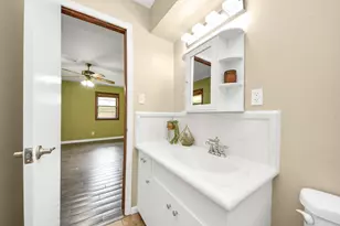901 Alyse St, Deer Park, TX 77536 - Photo 16