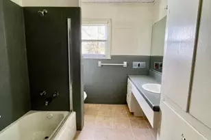 3190 Willowood Dr, Beaumont, TX 77703 - Photo 10