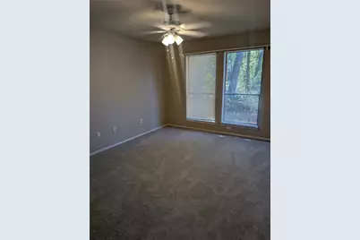 51 E Mistybreeze Circle, The Woodlands, TX 77381 - Photo 12