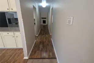 51 E Mistybreeze Cir, The Woodlands, TX 77381 - Photo 8