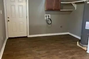 6710 Phillips Ln, Hitchcock, TX 77563 - Photo 6