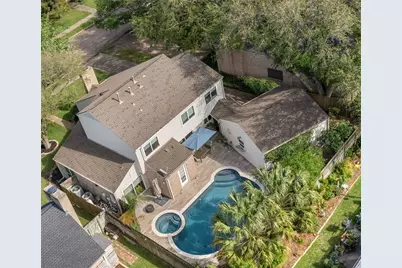 2006 Shadybriar Drive, Houston, TX 77077 - Photo 2