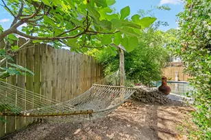 2006 Shadybriar Dr, Houston, TX 77077 - Photo 26