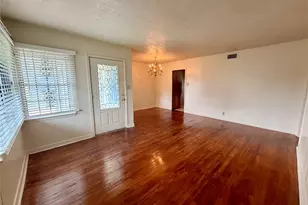 6211 Schevers St, Houston, TX 77087 - Photo 6