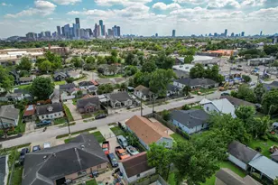 1121 Panama St, Houston, TX 77009 - Photo 32