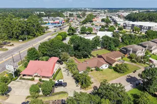 120 Parkgate St, Conroe, TX 77304 - Photo 2
