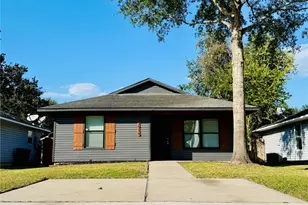 11915 Greenmesa Dr, Houston, TX 77044 - Photo 2