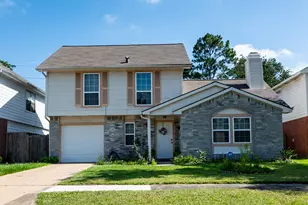 15610 Schumann Ln, Houston, TX 77083 - Photo 2