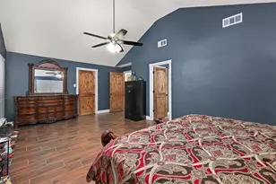 1917 Endeavor Ct, Seabrook, TX 77586 - Photo 8